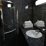Guest house Granit - Freshly Renovated Balatonszarszo