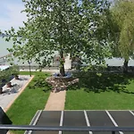 Granit - Freshly Renovated Guest house