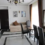 Guest house Granit - Freshly Renovated Balatonszarszo