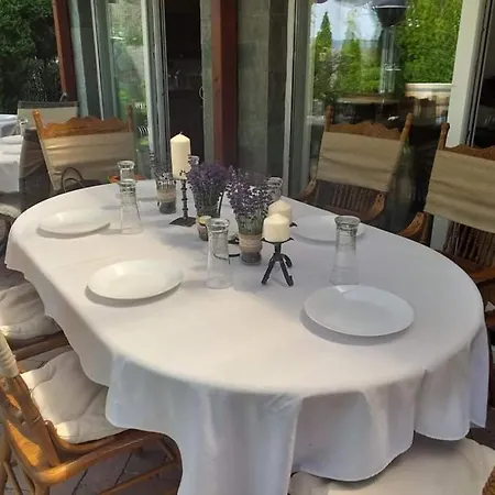 Granit - Freshly Renovated 3* バラトンサールソー