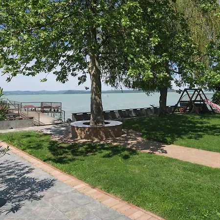 Granit 발라톤사르소