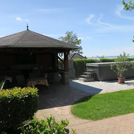 Guest house Granit Balatonszarszo
