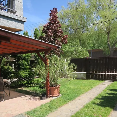 Гостевой дом Granit - Freshly Renovated 3*