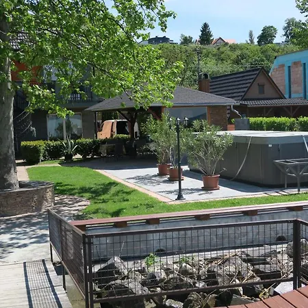 Granit - Freshly Renovated