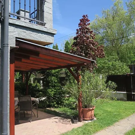 Granit - Freshly Renovated 3* Balatonszarszo