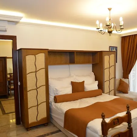 Granit באלאטונסארסו