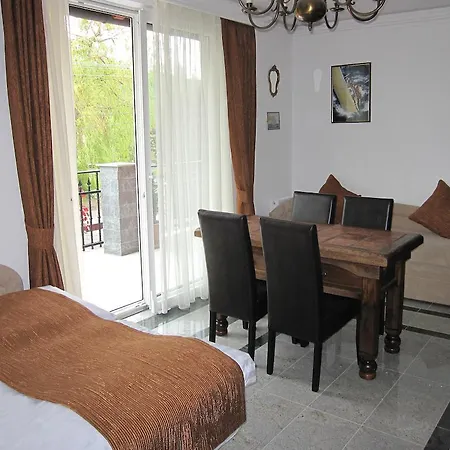 Granit - Freshly Renovated Balatonszarszo