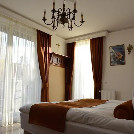 Granit באלאטונסארסו