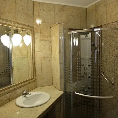 Granit - Freshly Renovated