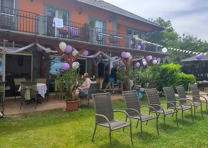 Konukevi Granit - Freshly Renovated Balatonszarszo