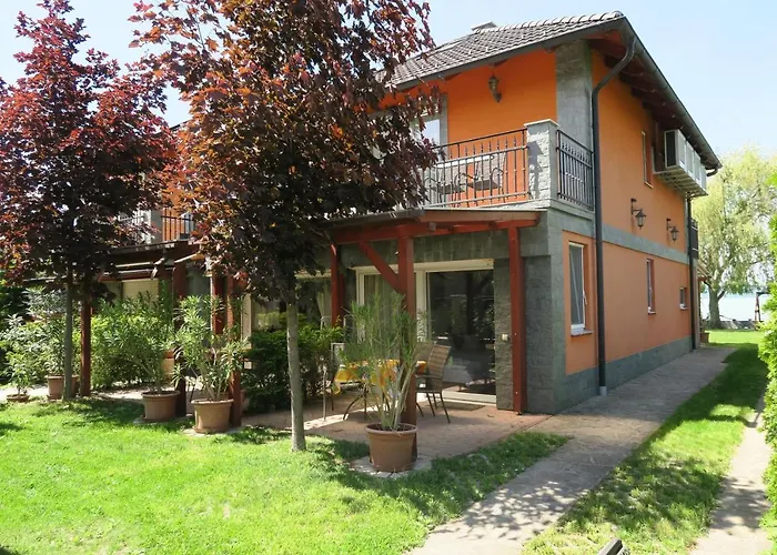 Konukevi Granit - Freshly Renovated Balatonszarszo