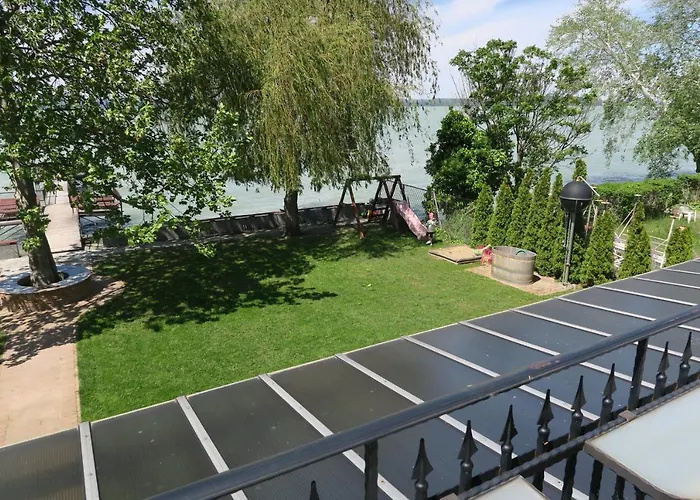 Granit - Freshly Renovated Balatonszarszo