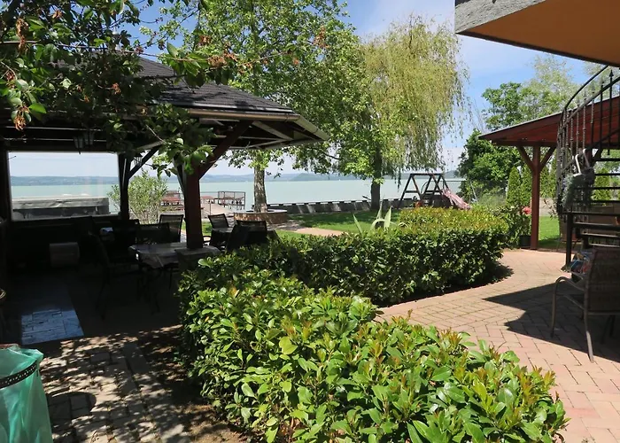 Granit - Freshly Renovated Balatonszarszo